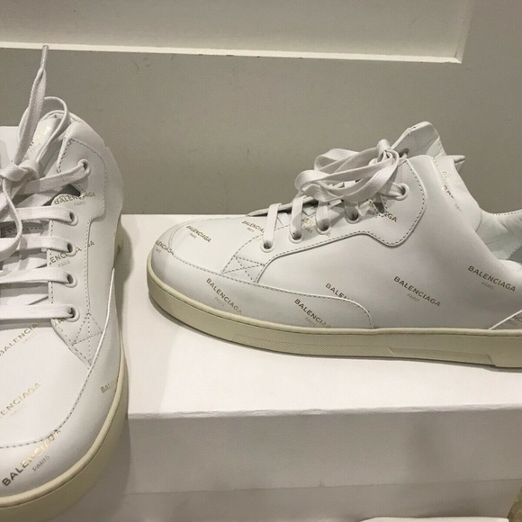 Balenciaga Shoes - Balenciaga Logo White/Gold Printed Low-Top Sneaker